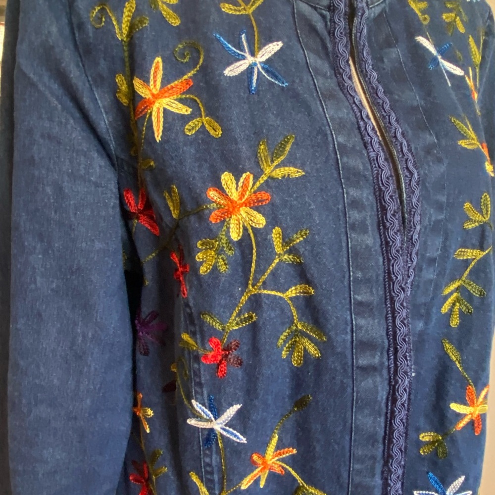 Gunit Fashions embroidered front denim jacket - Picture 2 of 11